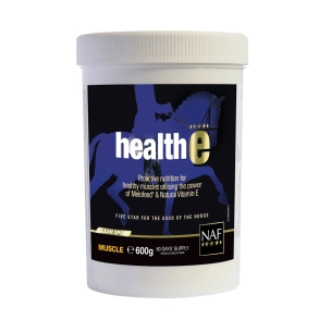 NAF Healthe tilskud til hest &ndash; vitamin- og mineraltilskud til sundhed og trivsel